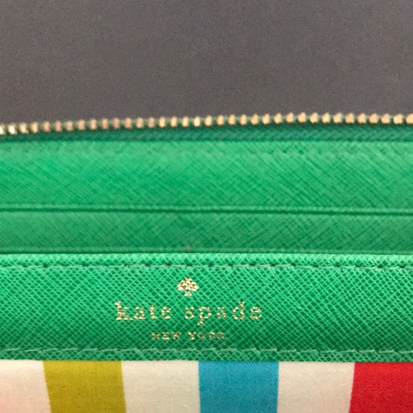 Kate Spade Wallet - Picture 5 of 7